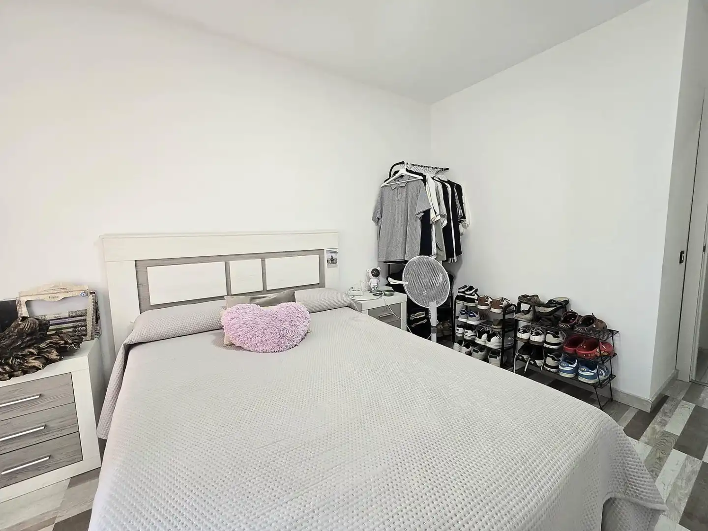 Bedroom of Flat for sale in Málaga  with Air Conditioner, Terrace and Storage room
