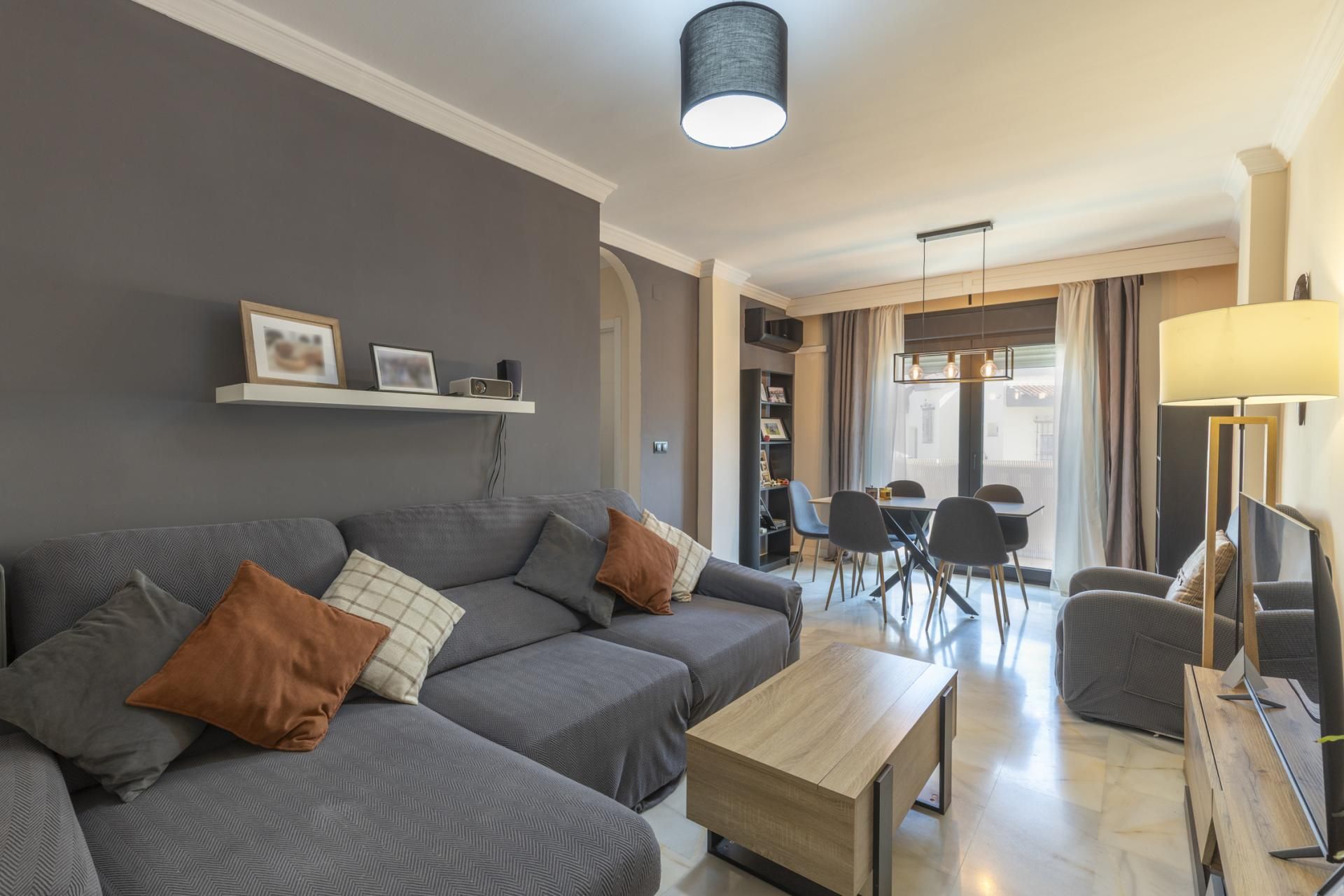 Wohnzimmer von Wohnung zum Verkauf in Gójar mit Klimaanlage, Privatgarten und Balkon