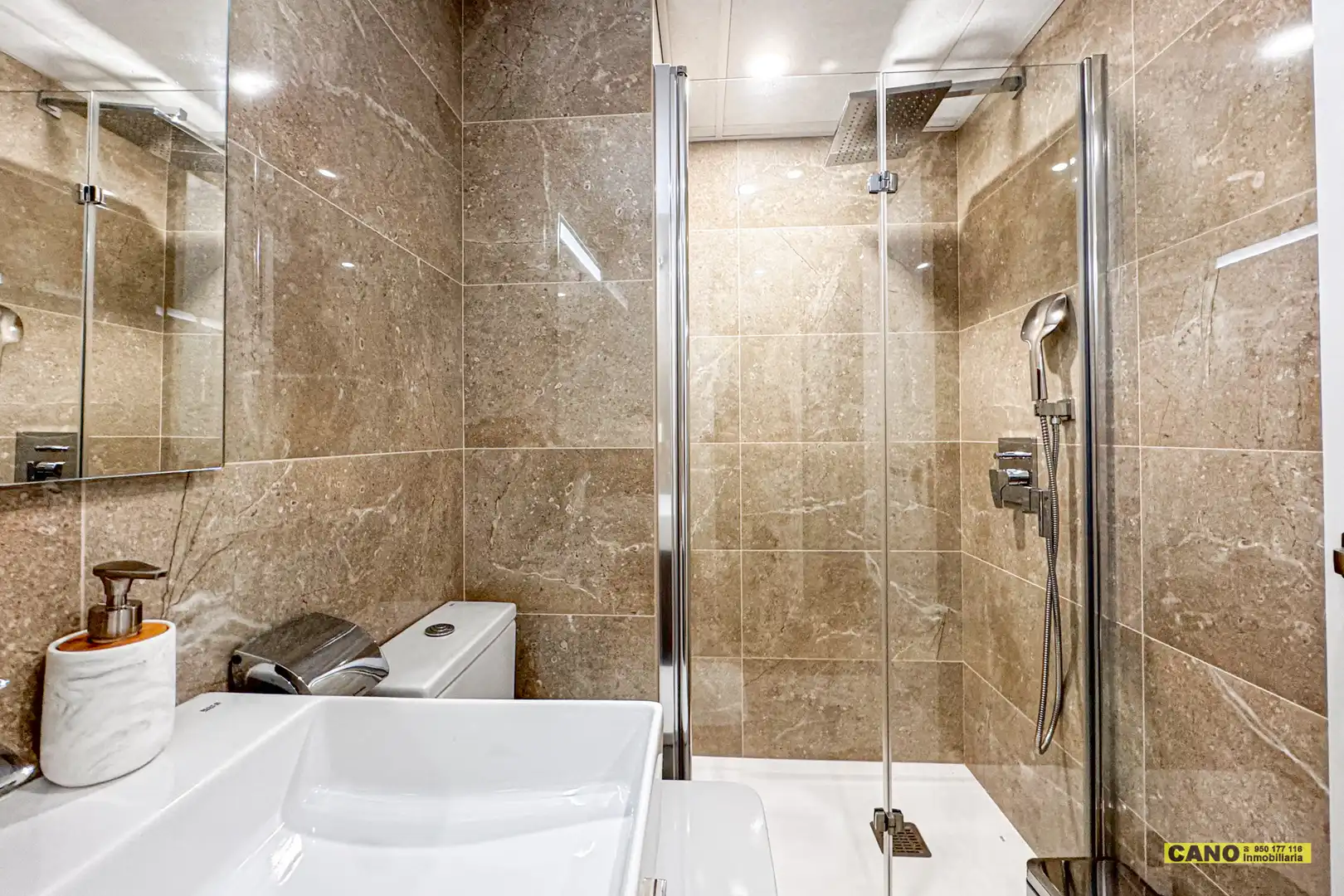 Bathroom of Flat for sale in Roquetas de Mar  with Air Conditioner, Heating and Terrace