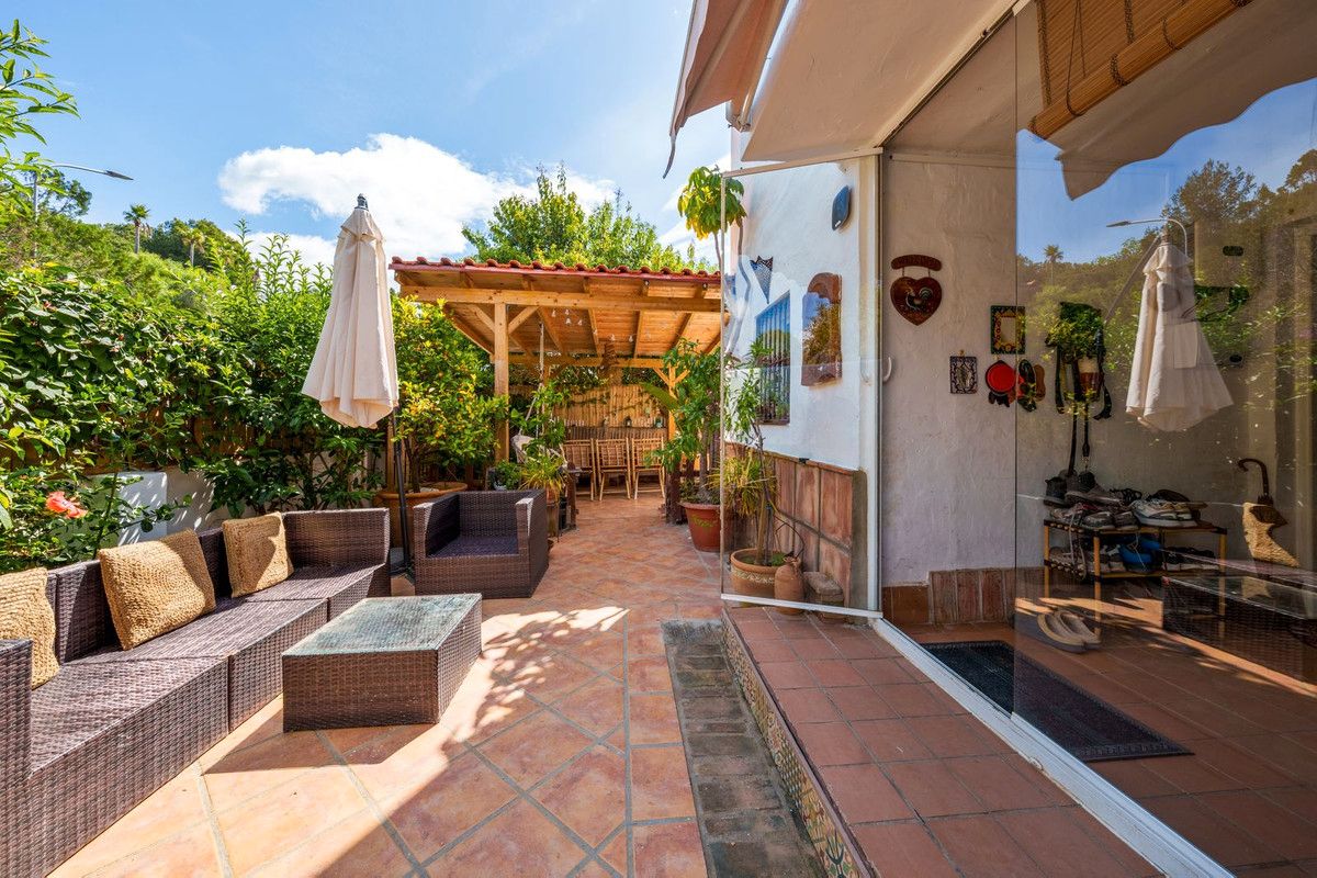 Terrassa de Casa adosada en venda en Marbella amb Aire condicionat, Jardí privat i Terrassa