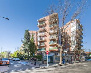 Exterior view of Flat for sale in  Madrid Capital  with Heating, Parquet flooring and Terrace