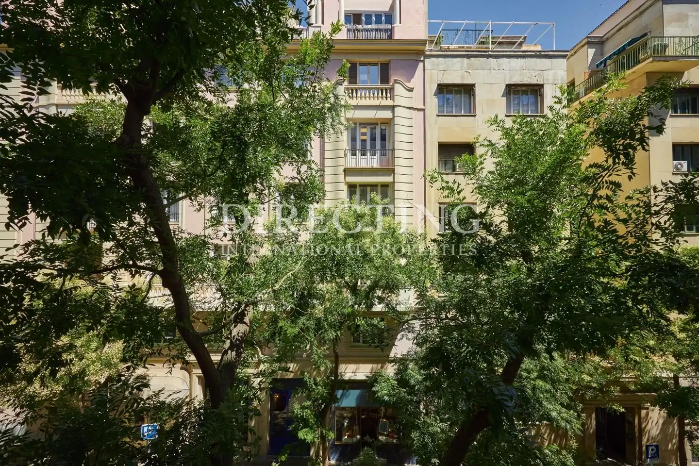 Außenansicht von Wohnung zum Verkauf in Madrid mit Klimaanlage und Heizung