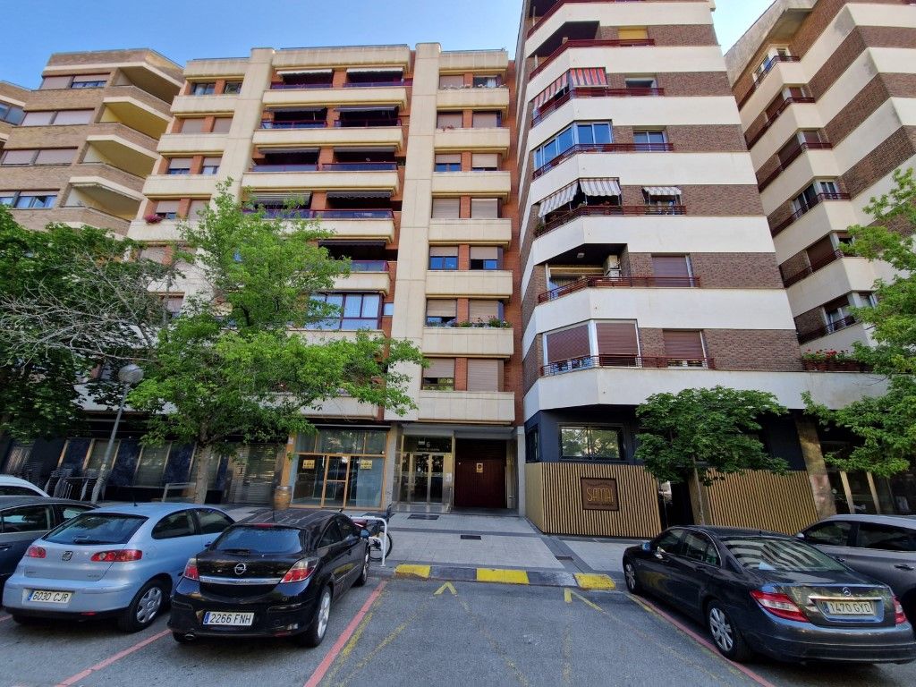 Exterior view of Flat for sale in  Pamplona / Iruña