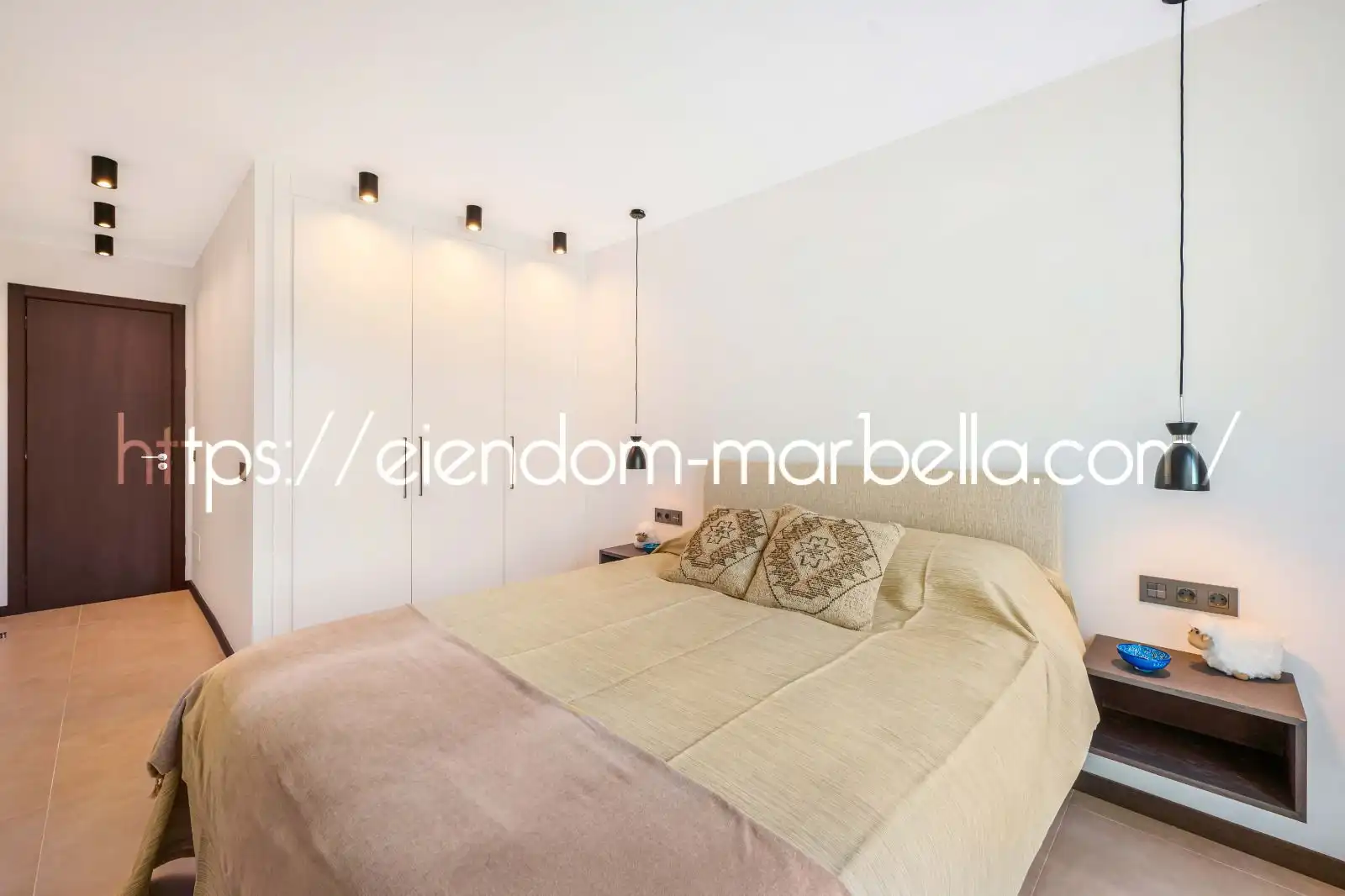 Detached house with pool for sale in Elviria - Cabopino, imagen 21
