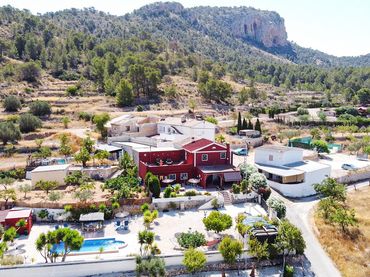 House for sale in Monóvar  / Monòver