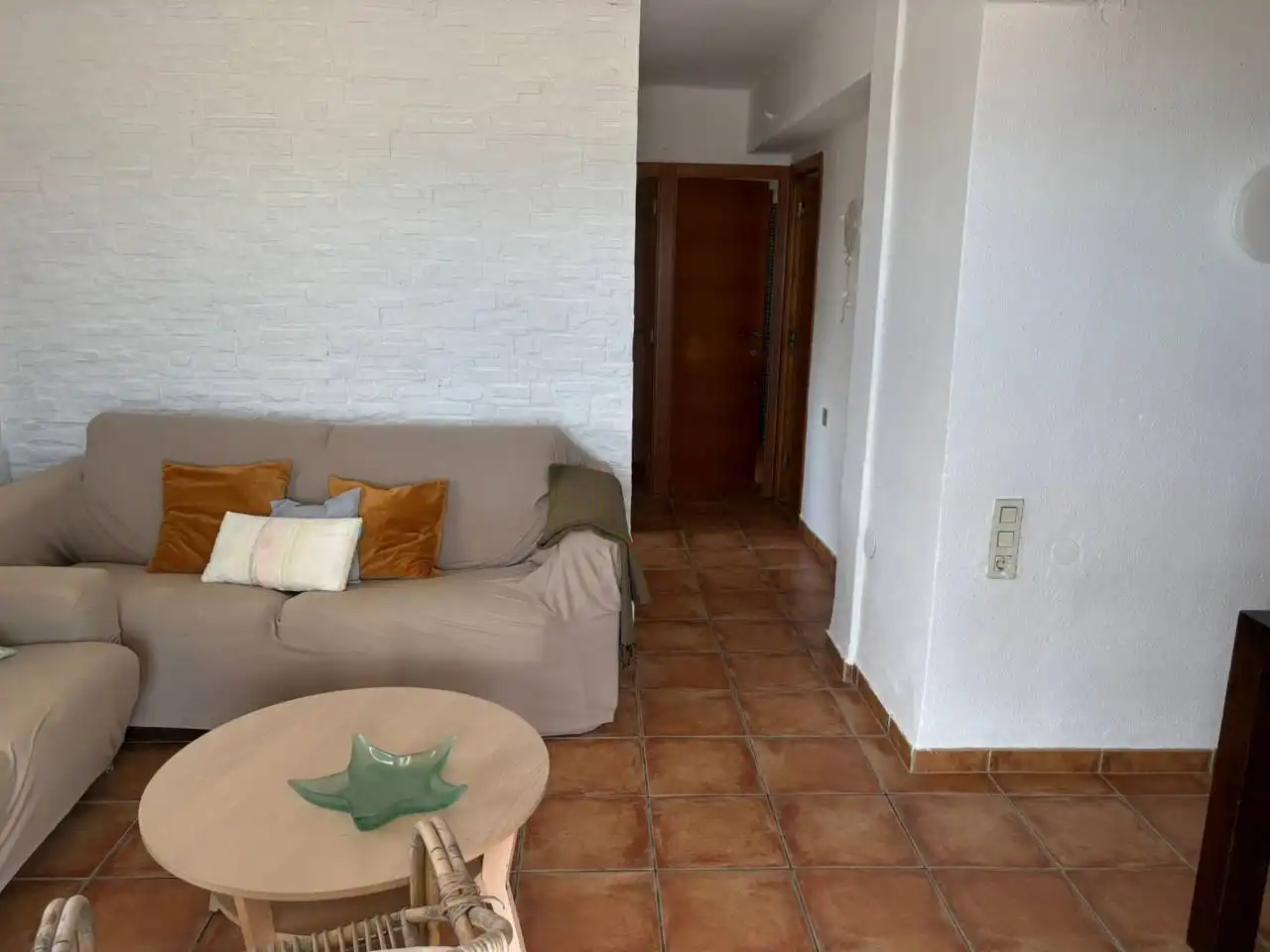 Living room of Apartments for rent in Valencia  with Terrace, Furnished and Balcony