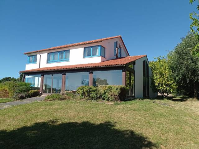 Casa-chalet en Venta en Lugar Ombre en Miño