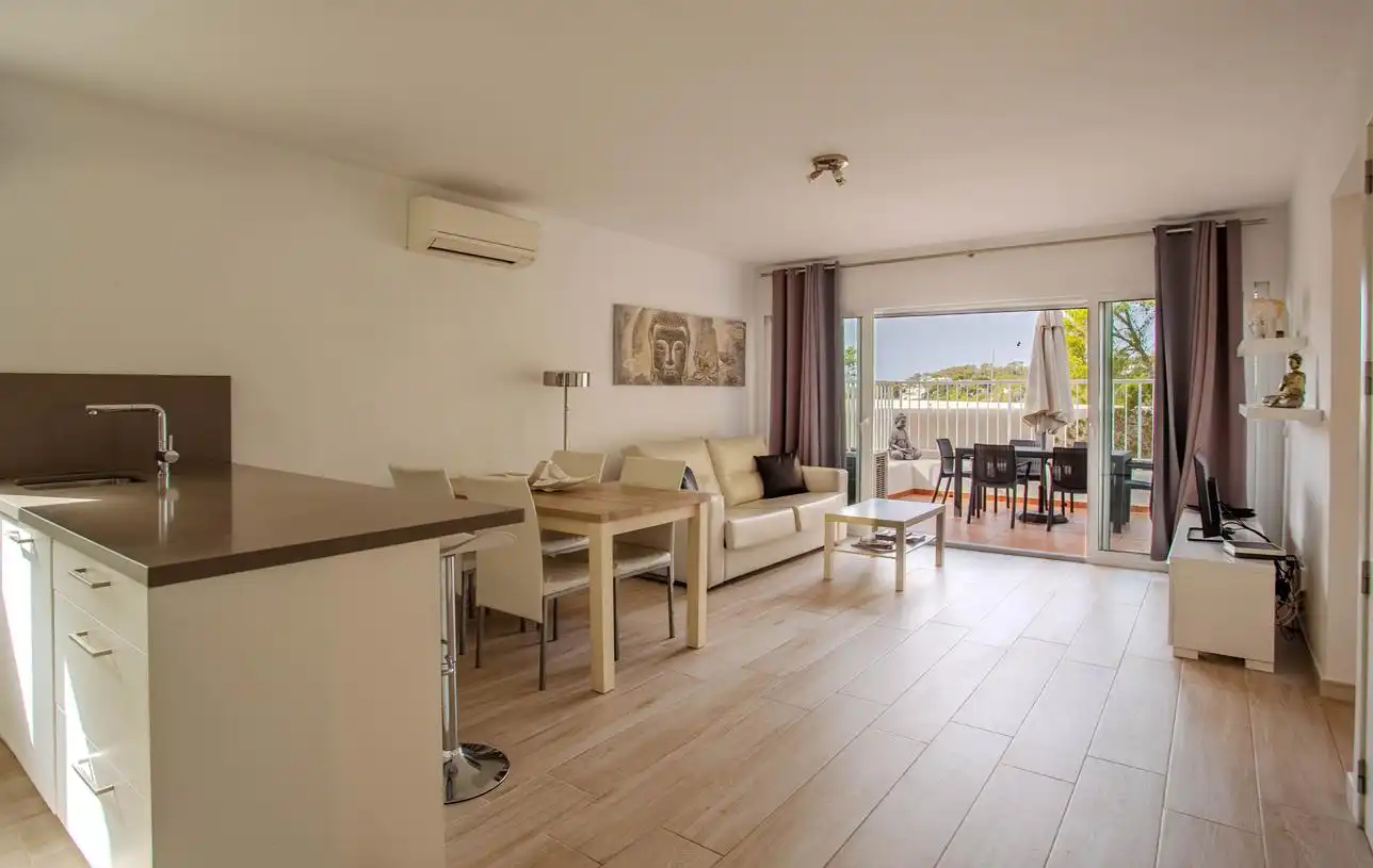Habitación de Apartamento en venta en Sant Josep de sa Talaia con Aire acondicionado, Calefacción y Terraza