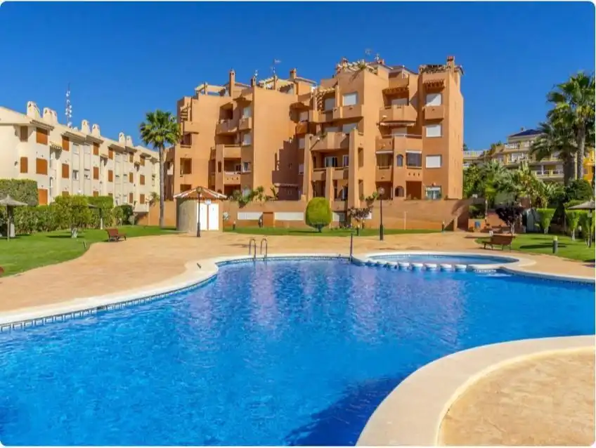Apartament amb piscina en venda a C. del Mar, 2, 03189 Orihuela, Alicante 2, imagen 2