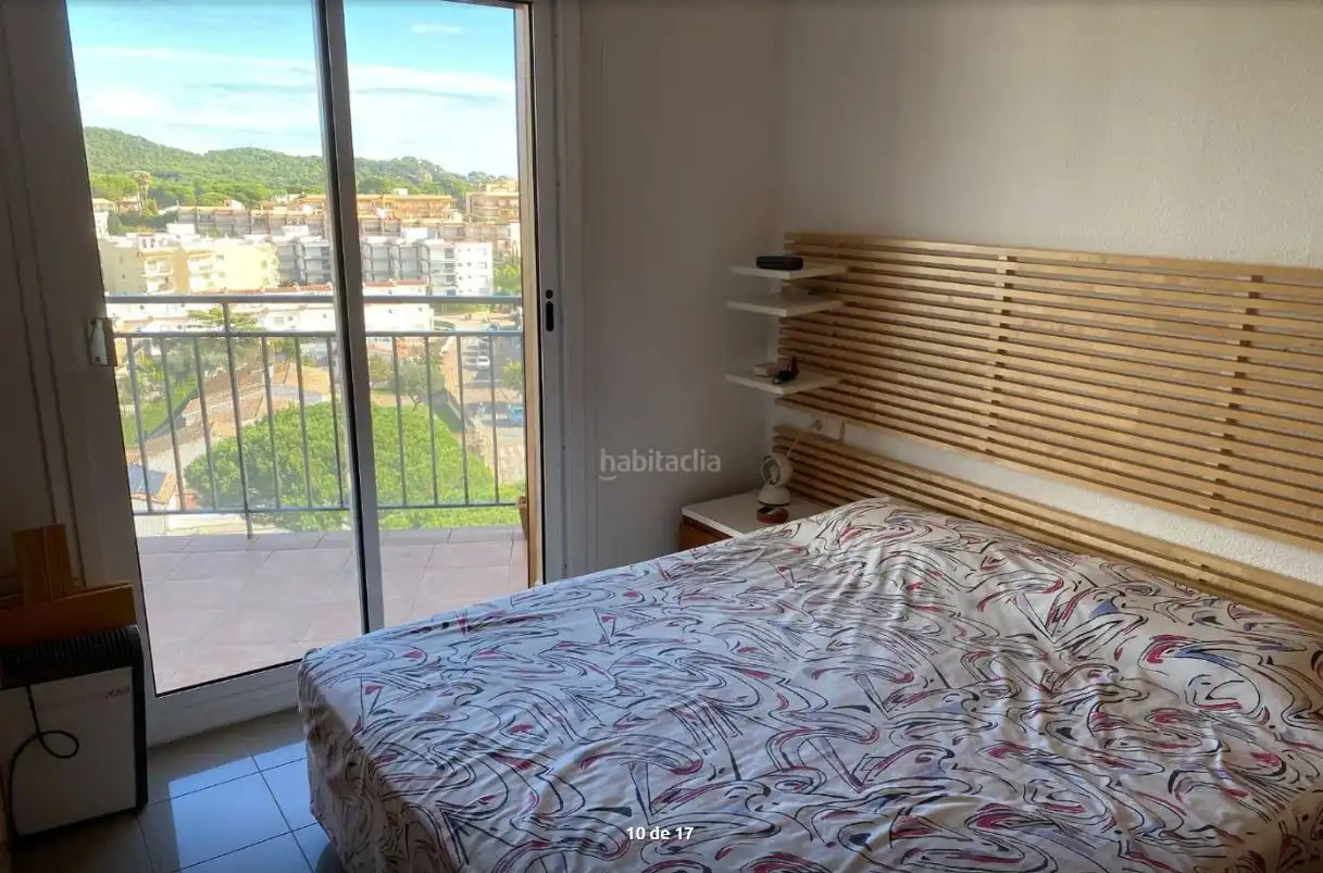 Dormitori de Àtic en venda en Palamós amb Moblat i Balcó