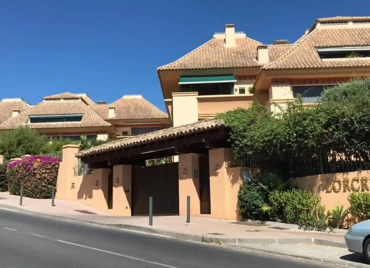 Dúplex amb piscina en venda a Nueva Andalucía, imagen 4
