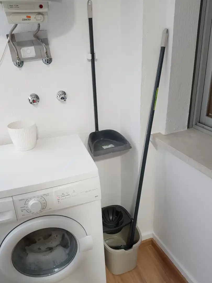 Bathroom of Flat for rent in Ciudad Real  with Heating, Terrace and Furnished
