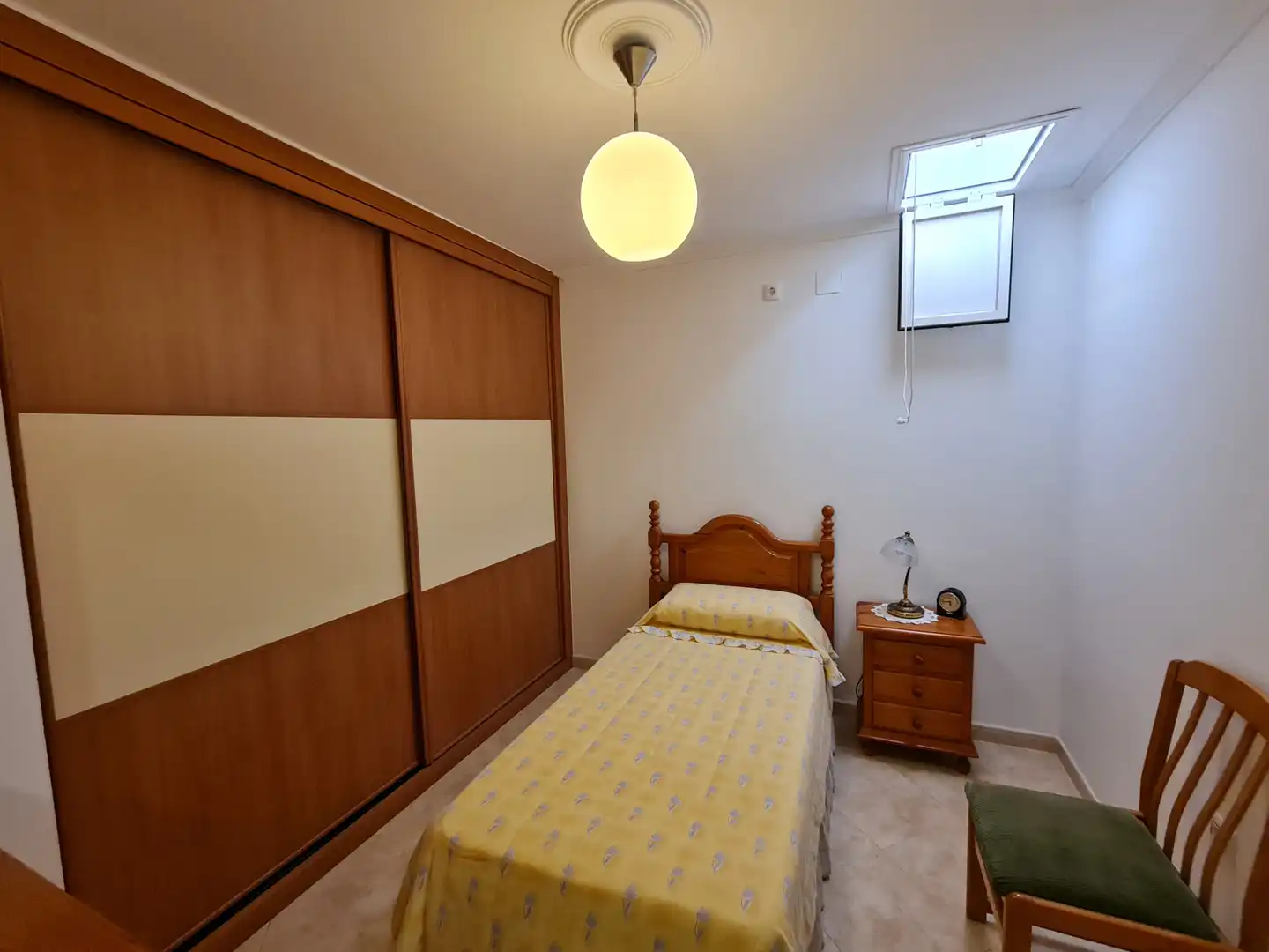 Bedroom of Houses for sale in Camas  with Air Conditioner, Terrace and Storage room