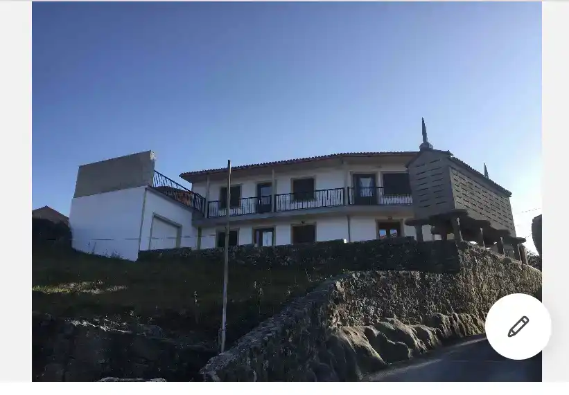 Vista exterior de Piso de alquiler en Carnota con Amueblado y Balcón