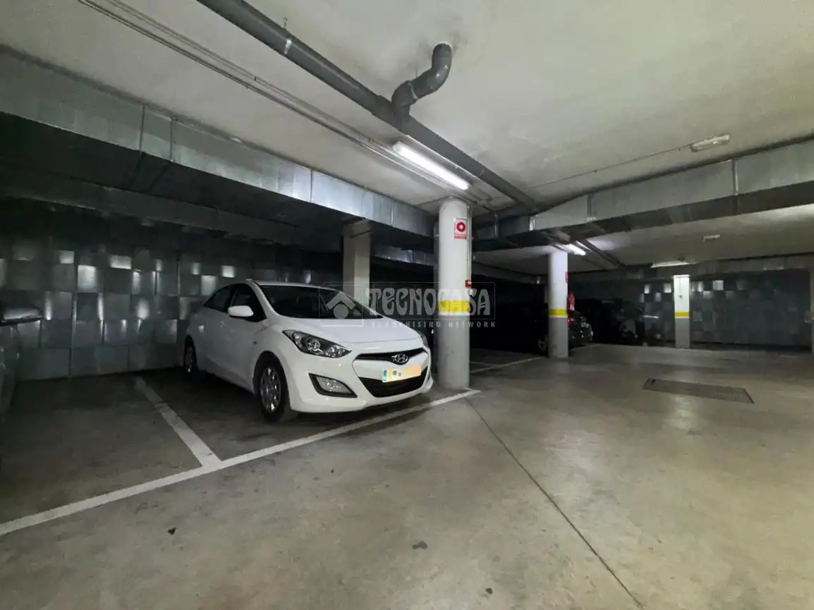 Individual amb ascensor en venda a Alovera, imagen 3