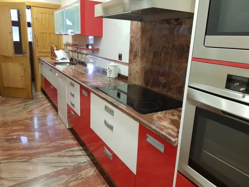 Cuina de Casa o xalet en venda en Tejeda de Tiétar amb Aire condicionat, Calefacció i Jardí privat