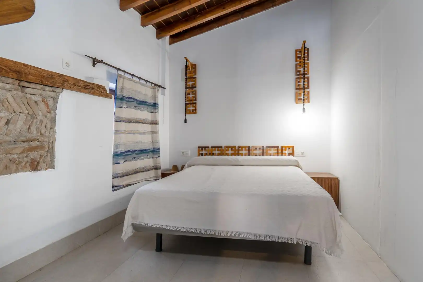 Bedroom of Houses for sale in Granada  with Air Conditioner, Terrace and Furnished