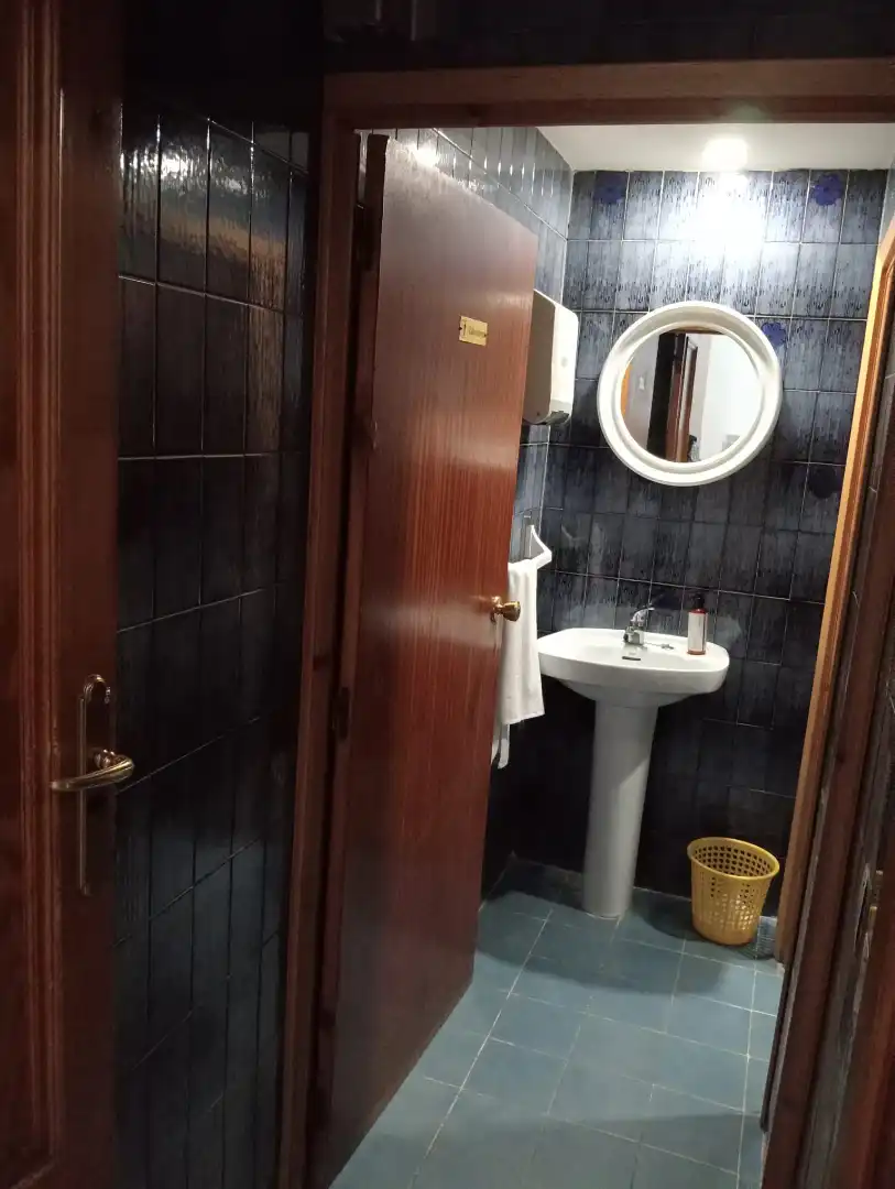 Badezimmer von Büro zur Miete in Alcalá de Henares mit Klimaanlage
