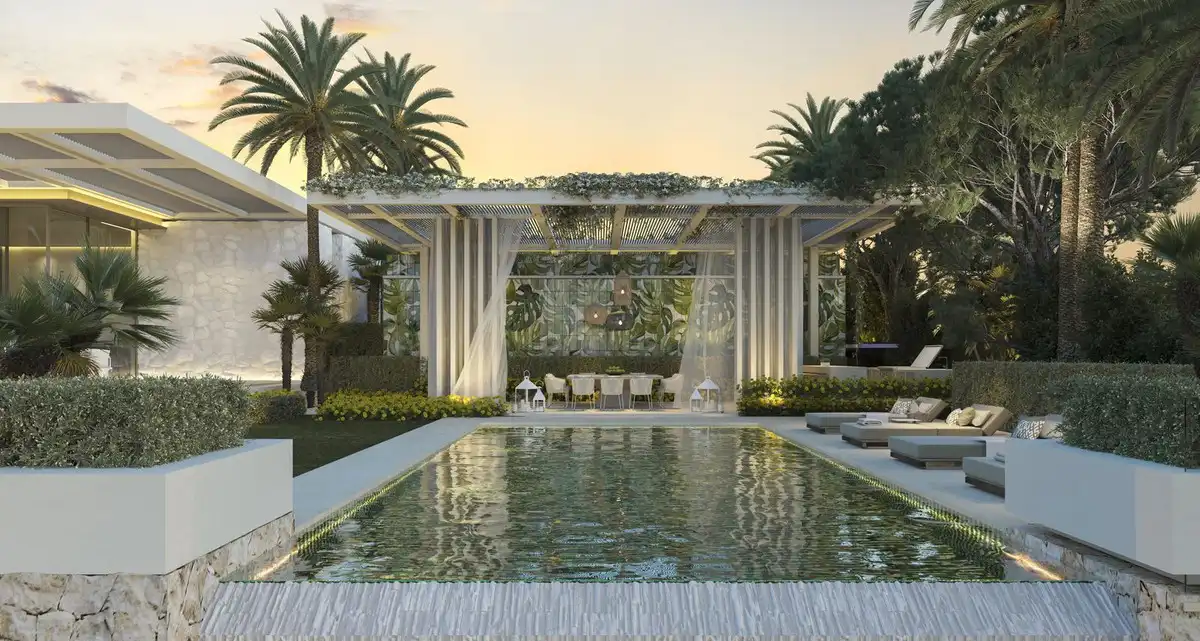 Chalet con piscina en venta en Nueva Andalucía