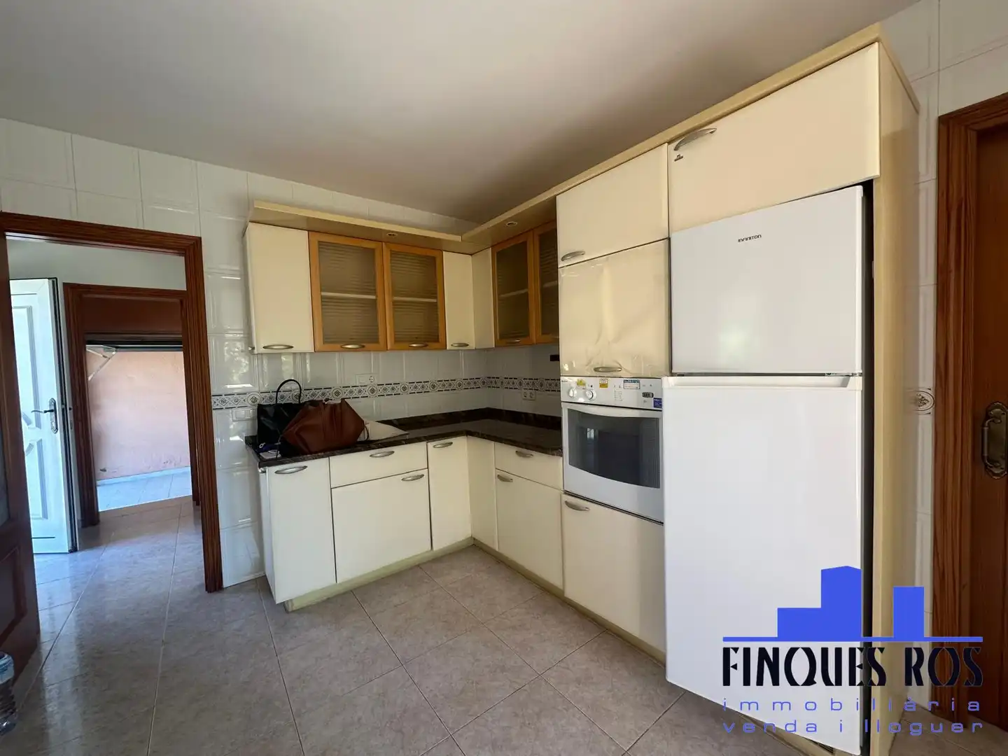 Cuina de Casa o xalet en venda en Vinaròs amb Calefacció, Jardí privat i Terrassa