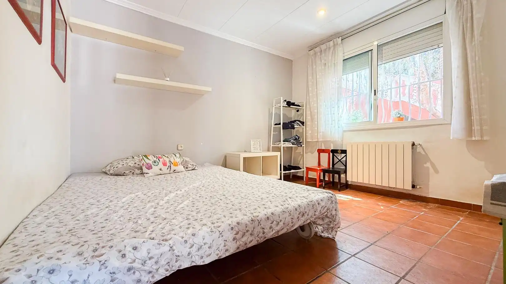 Habitación de Casa o chalet en venta en Vallirana con Calefacción, Jardín privado y Terraza