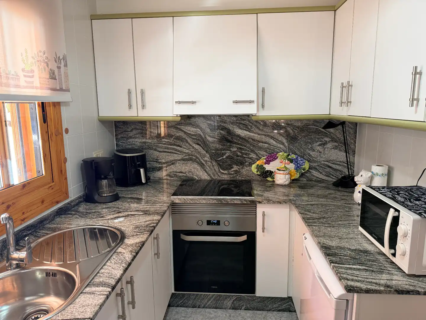 Detached homes for sale in Calle Pantano Uret, Los Urrutias
