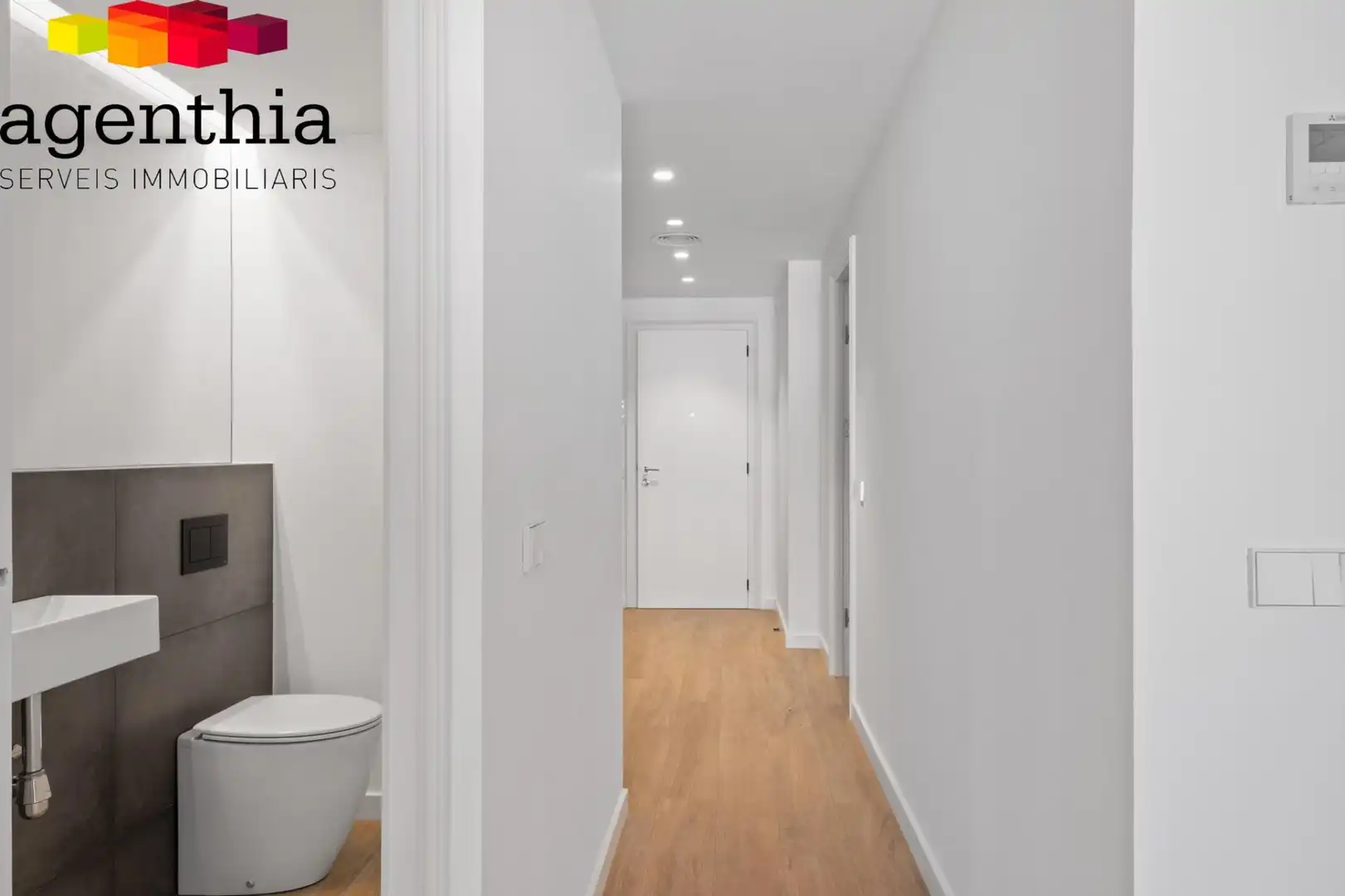 Flat for sale in Girona  with Air Conditioner, Heating and Terrace