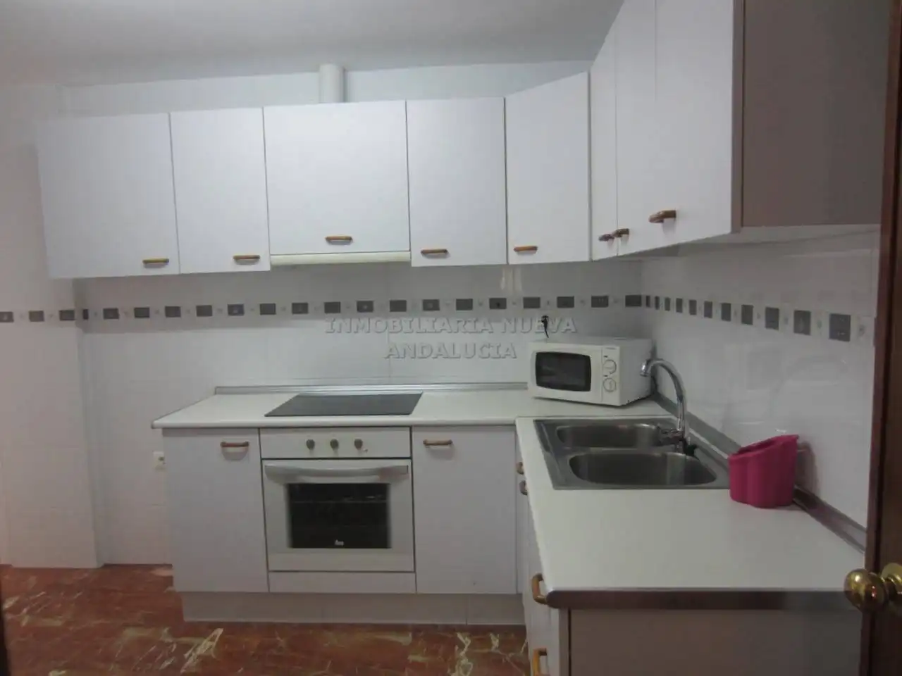 Cocina de Piso de alquiler en Almería con Terraza y Amueblado