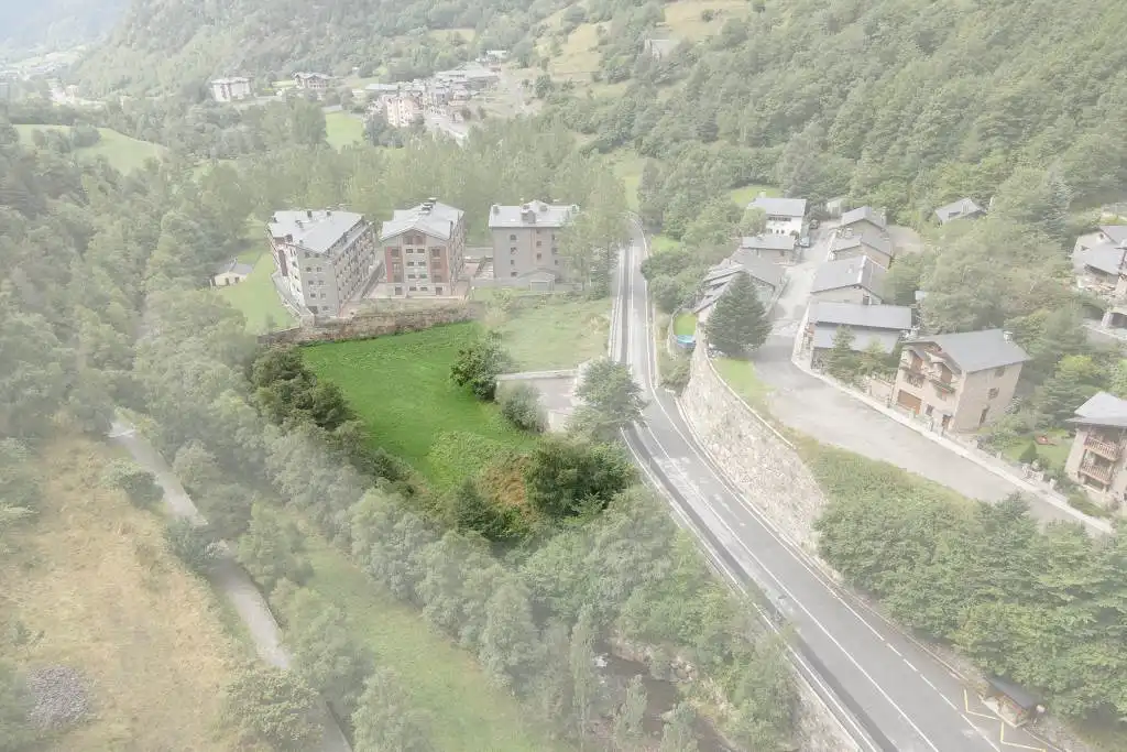 Terreno en venta en El Serrat -Llorts