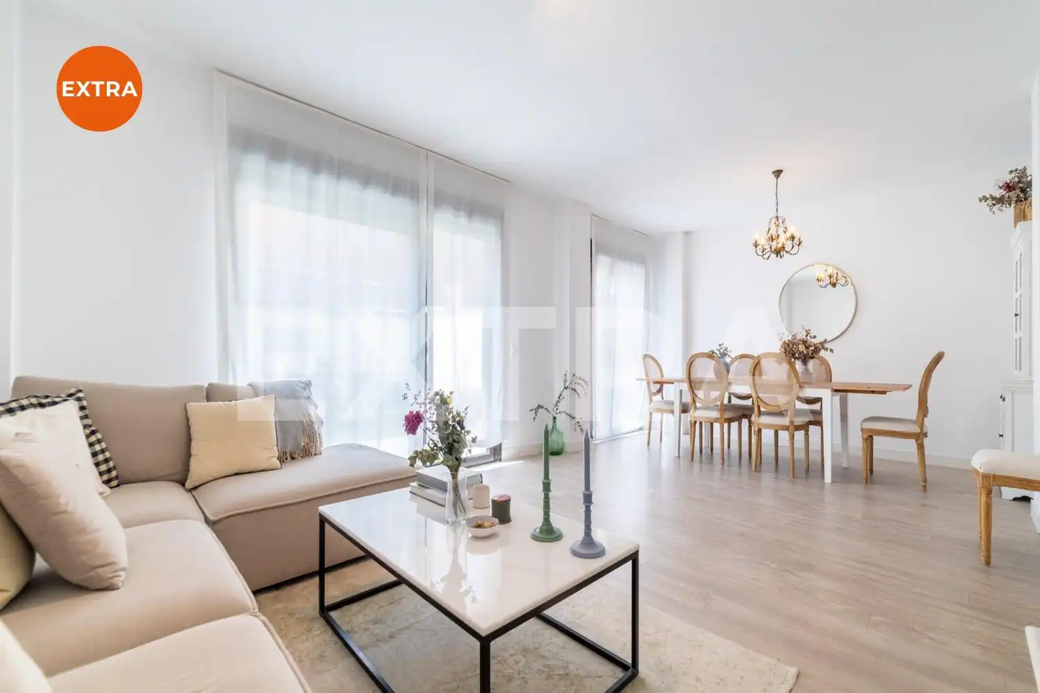 Living room of Houses for sale in Alcalá de Henares  with Air Conditioner, Heating and Private garden
