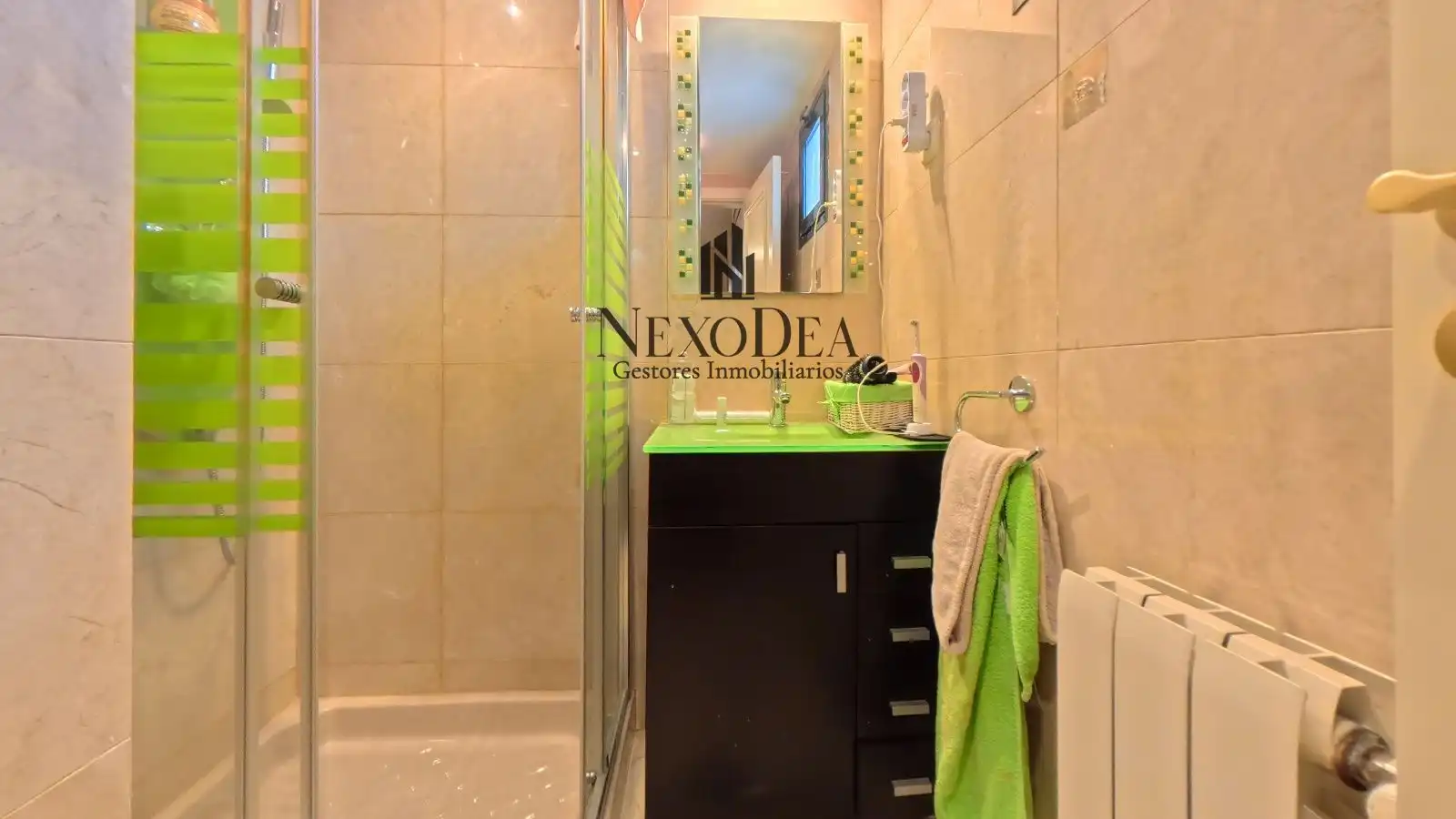 Baño de Piso en venta en Pinto con Aire acondicionado, Terraza y Trastero