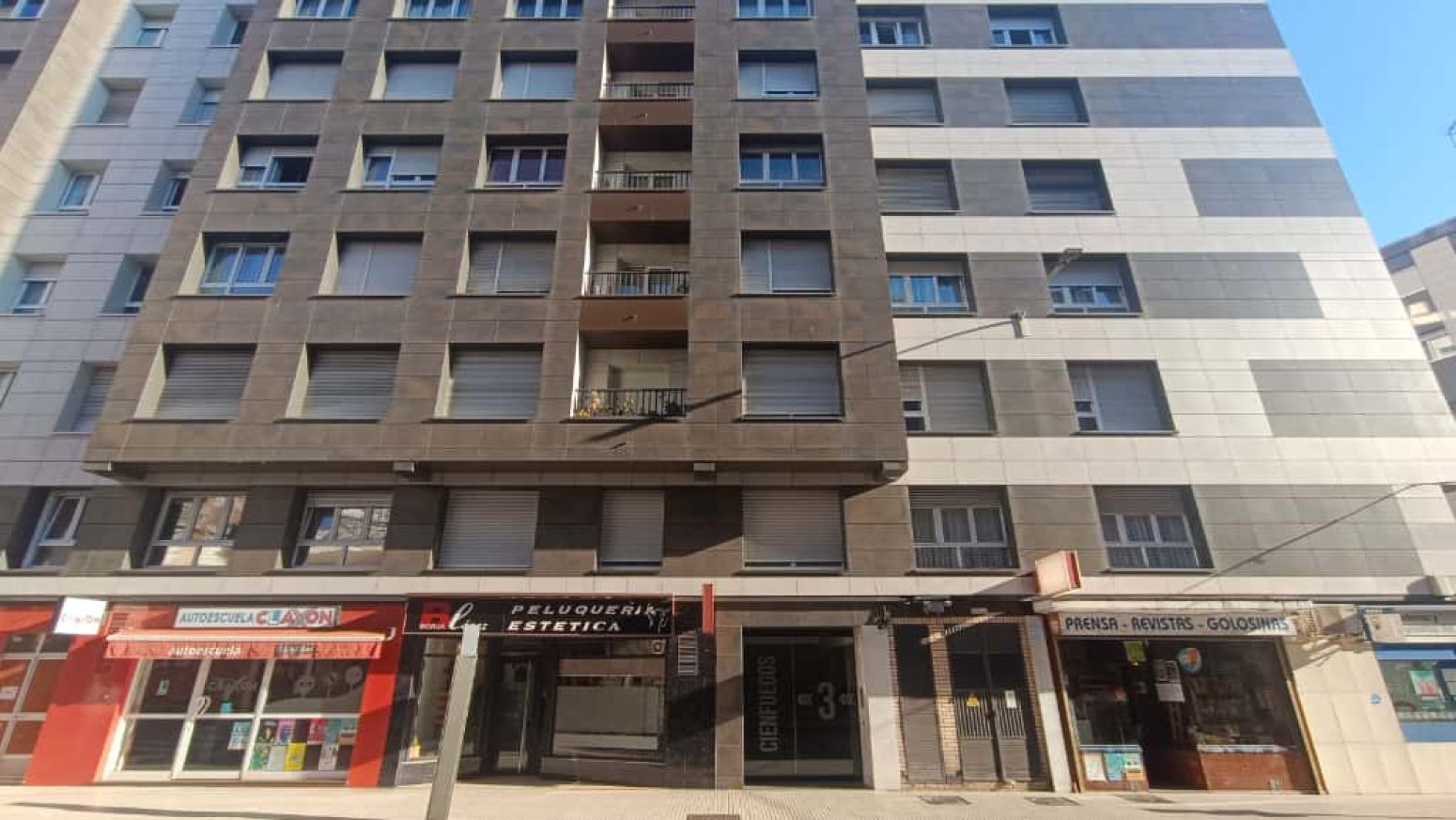 Vista exterior de Piso de alquiler en Gijón  con Calefacción y Amueblado