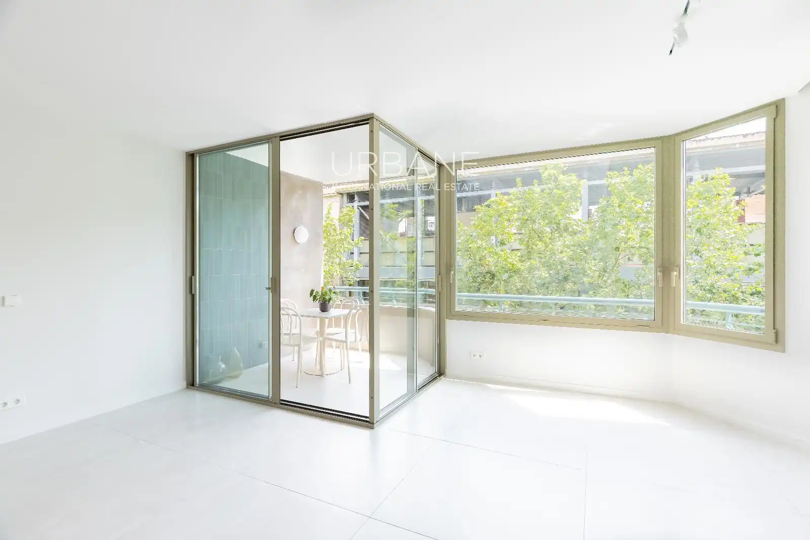 Piso con ascensor en venta en DE VILADOMAT, imagen 4