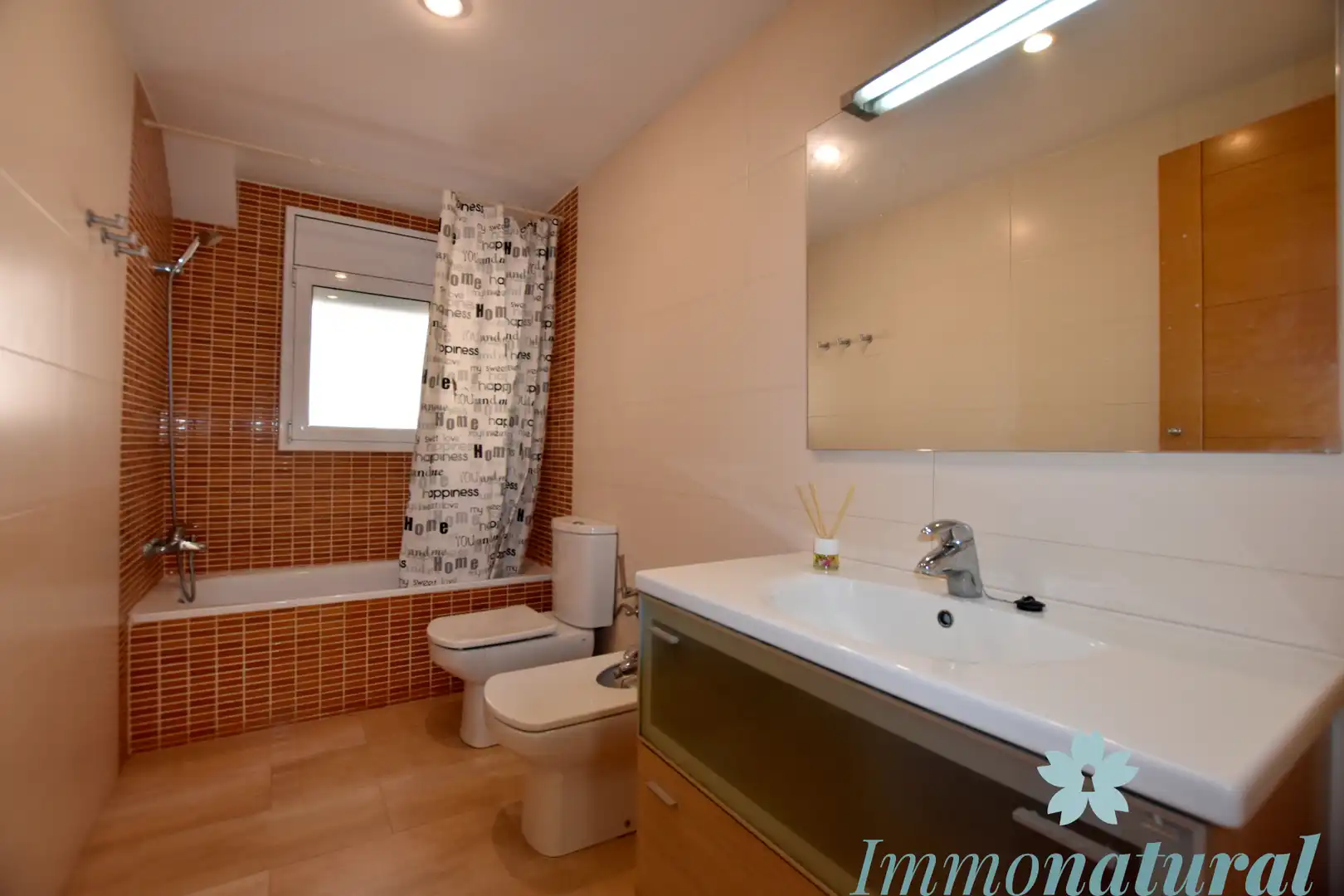 Bathroom of Houses for sale in Torrelles de Llobregat  with Heating, Terrace and Swimming Pool