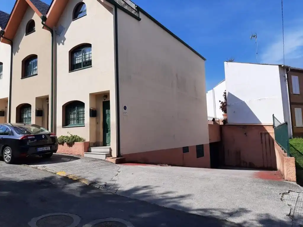 Aparcament amb ascensor en venda a JARDIN DE RIOBAO, imagen 2
