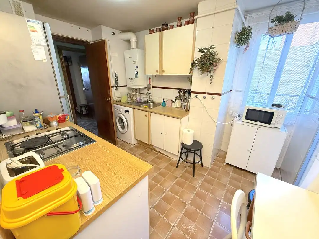 Cocina de Piso en venta en San Fernando de Henares con Calefacción y Trastero