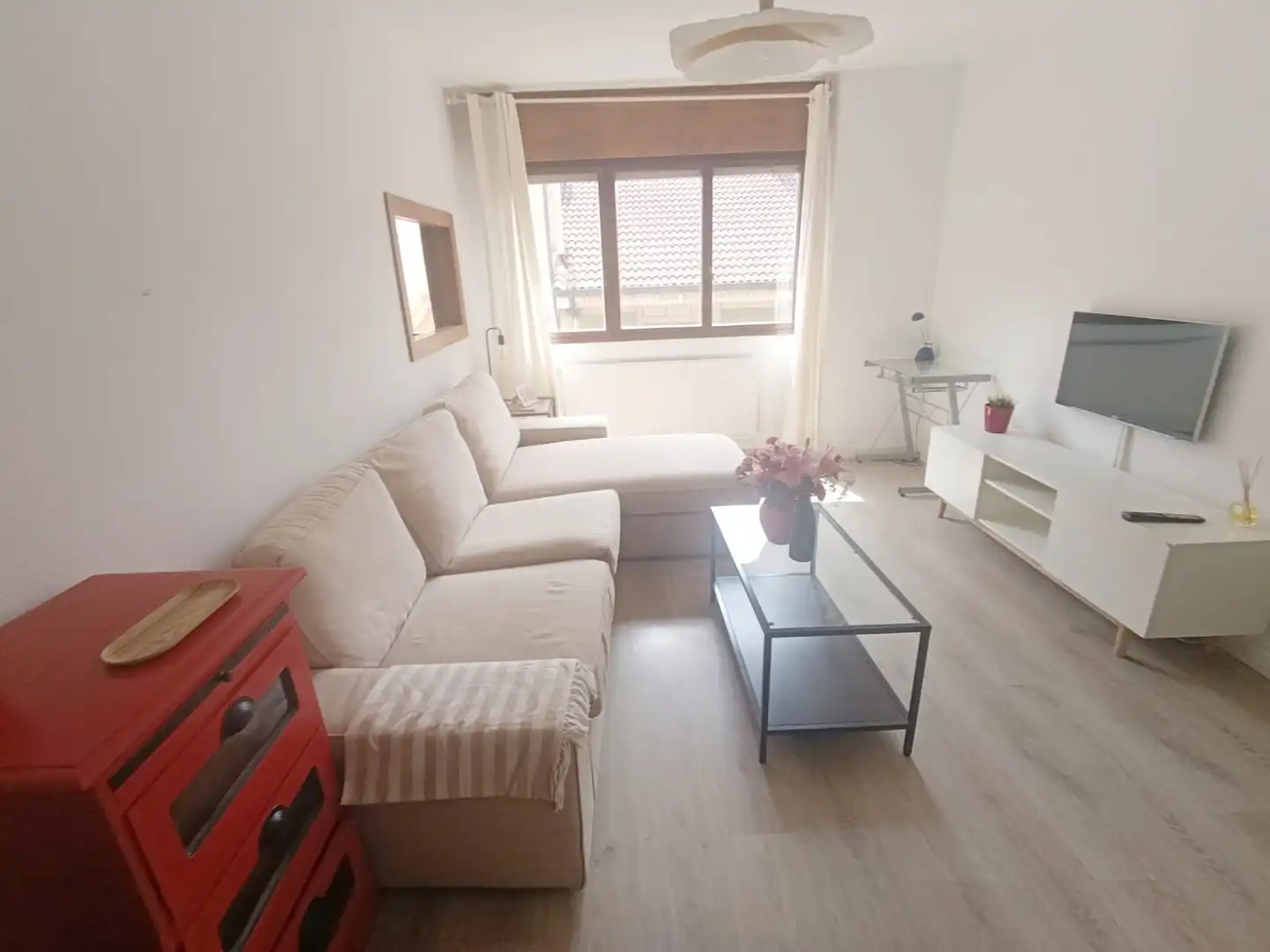 Apartments for rent in Calle Numa Guilhou, Barrio del Centro