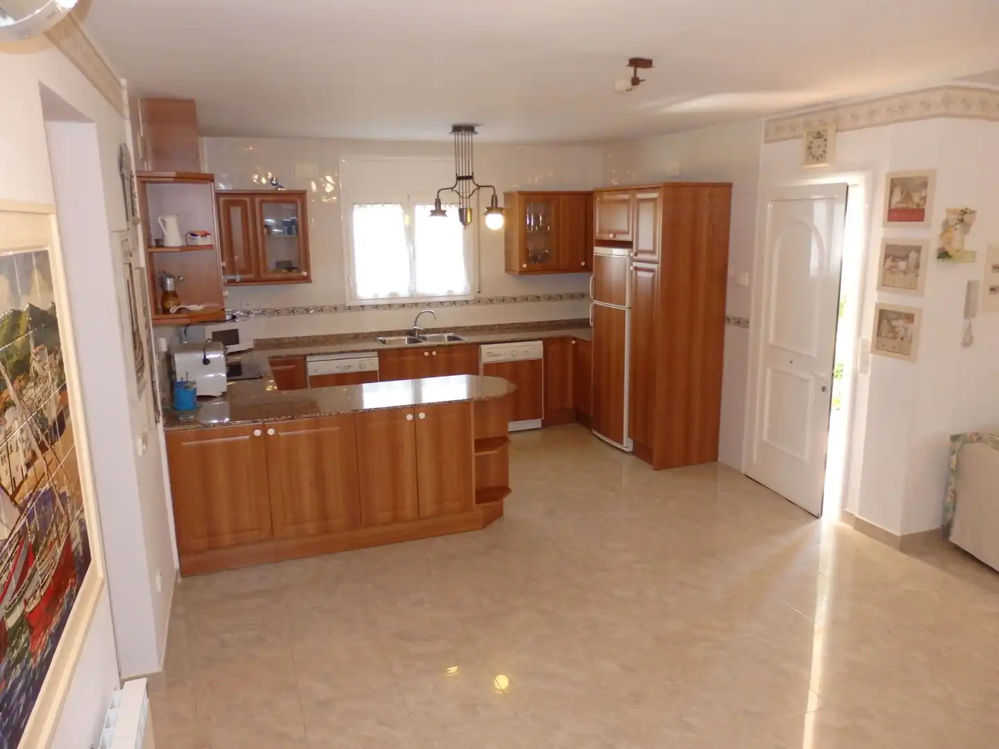 Cocina de Casa o chalet en venta en Mont-roig del Camp con Jardín privado, Terraza y Piscina