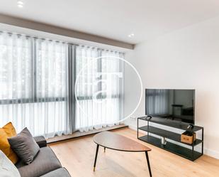 Living room of Flat to rent in  Barcelona Capital  with Air Conditioner, Heating and Furnished