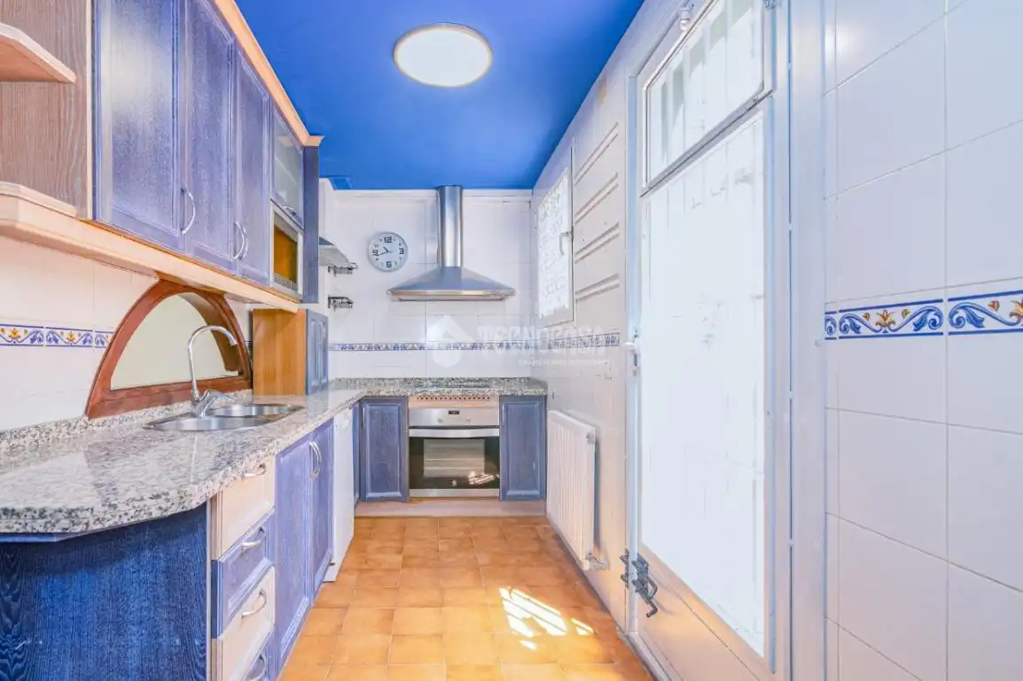 Cocina de Piso en venta en Granada