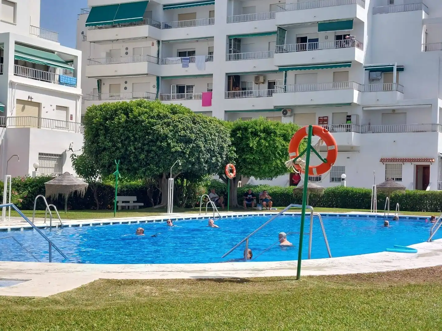 Apartamento con piscina en venta en Salobreña Costa, imagen 28