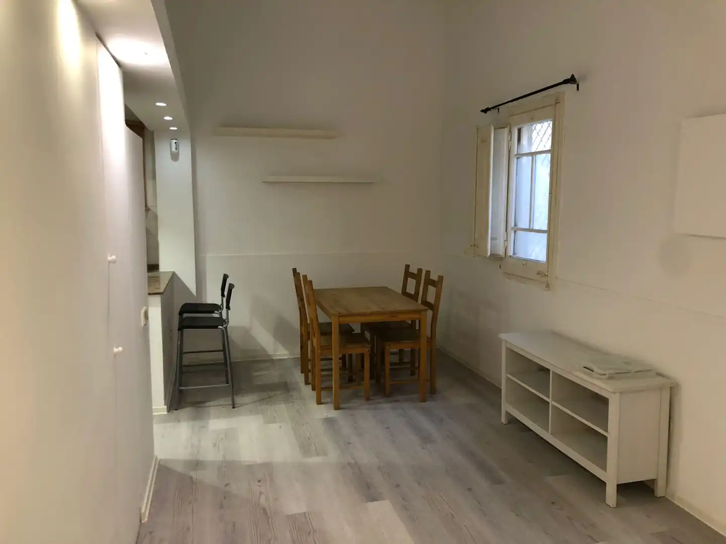 Comedor de Piso en venta en Barcelona con Aire acondicionado y Horno