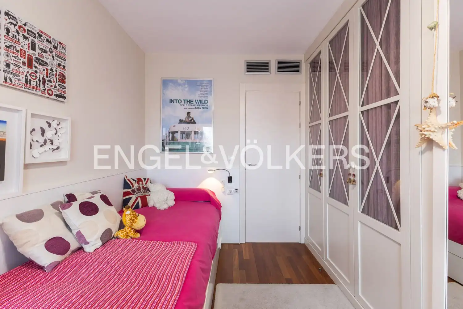 Schlafzimmer von Wohnung zum Verkauf in Valencia mit Klimaanlage, Heizung und Parkett