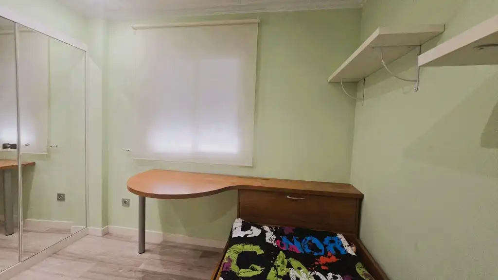 Schlafzimmer von Wohnung zum Verkauf in Valencia mit Klimaanlage, Möbliert und Ofen