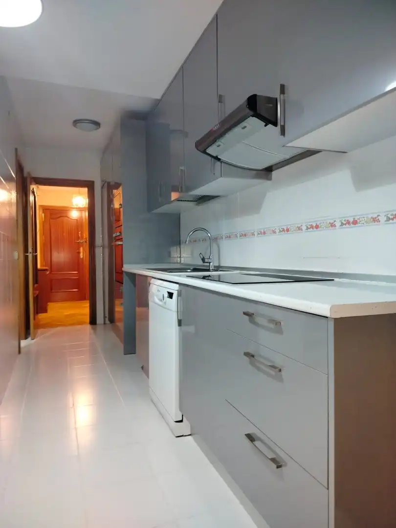 Cuina de Pis en venda en Fuenlabrada amb Aire condicionat, Calefacció i Parquet