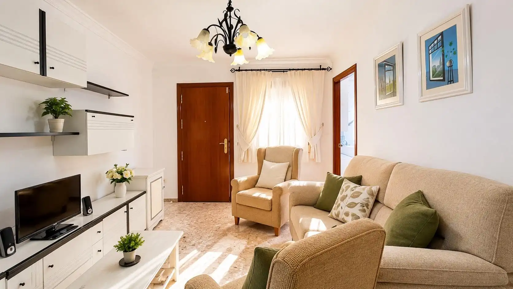 Sala d'estar de Apartament en venda en Estepona