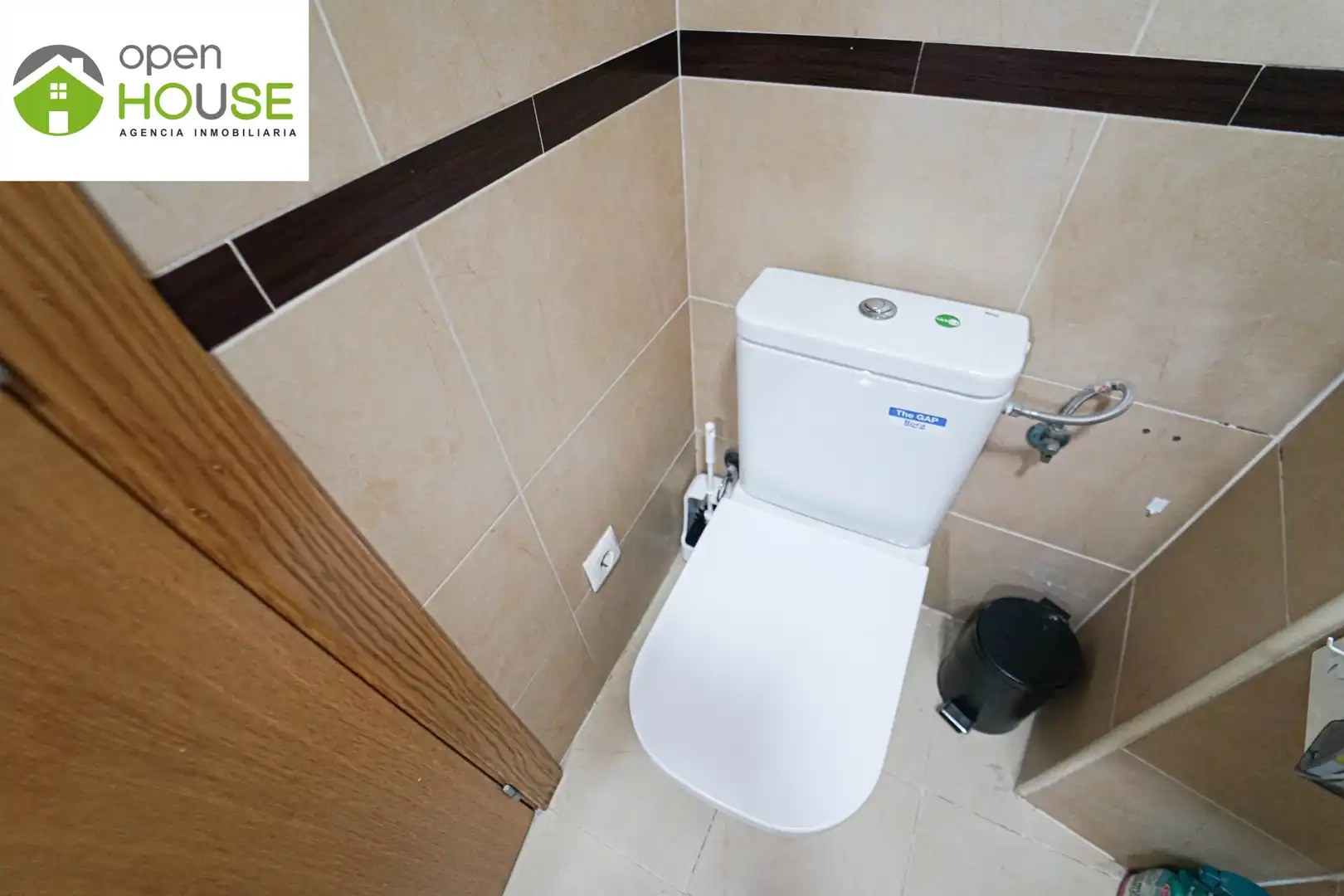 Baño de Piso en venta en Cájar con Aire acondicionado, Calefacción y Amueblado