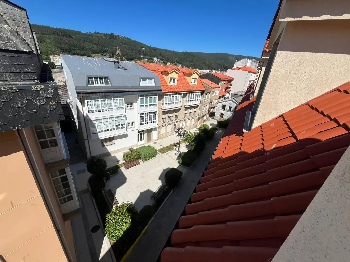 Vista exterior de Piso en venta en Cee con Calefacción, Trastero y Amueblado