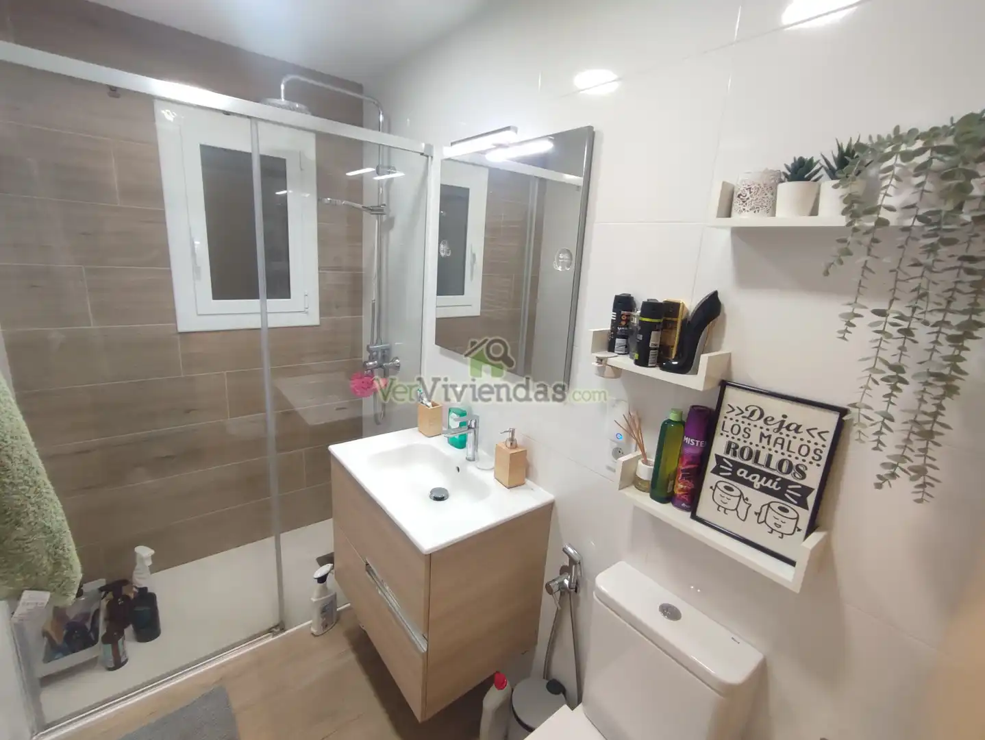 Baño de Piso en venta en Barberà del Vallès con Calefacción, Horno y Internet