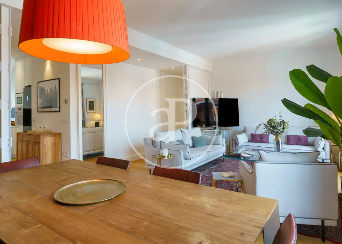 Living room of Flat for rent in Madrid  with Air Conditioner, Heating and Furnished